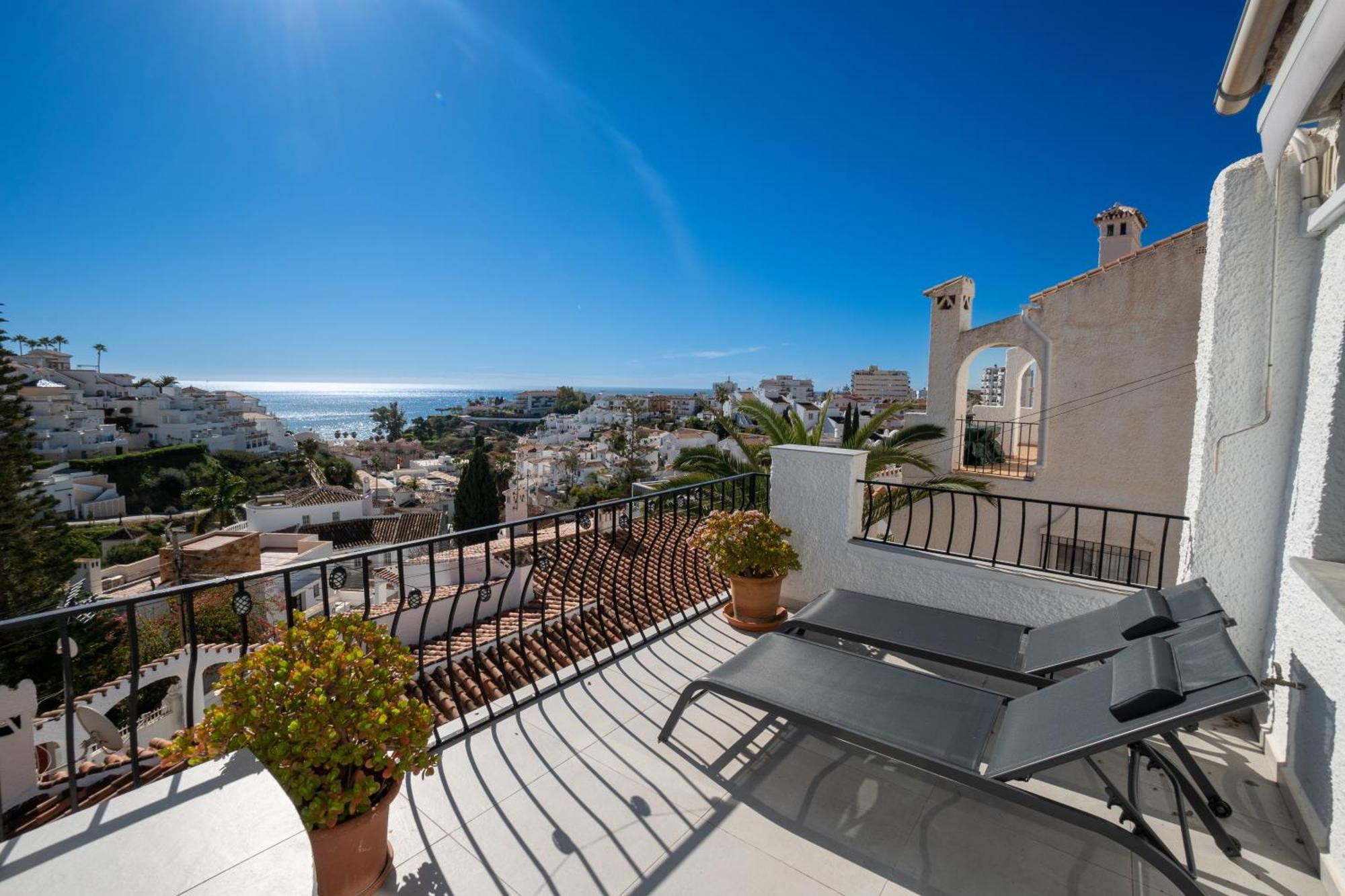 Almendros Nº5 Menyber * Nerja
